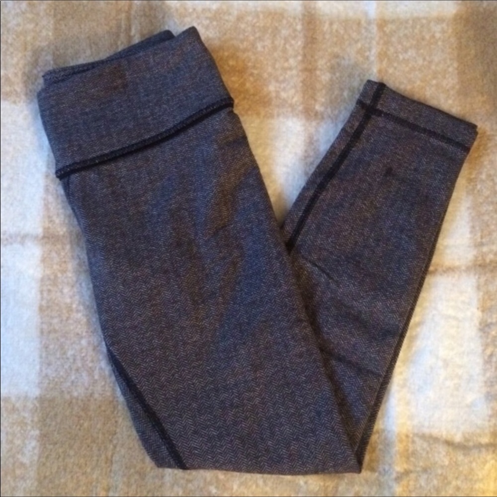 Lululemon herringbone wunder under crops 6